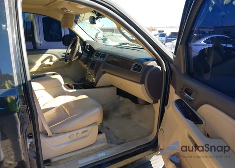 2008 GMC Yukon Denali z USA, uszkodzony, nr VIN 1GKFK63868J212274